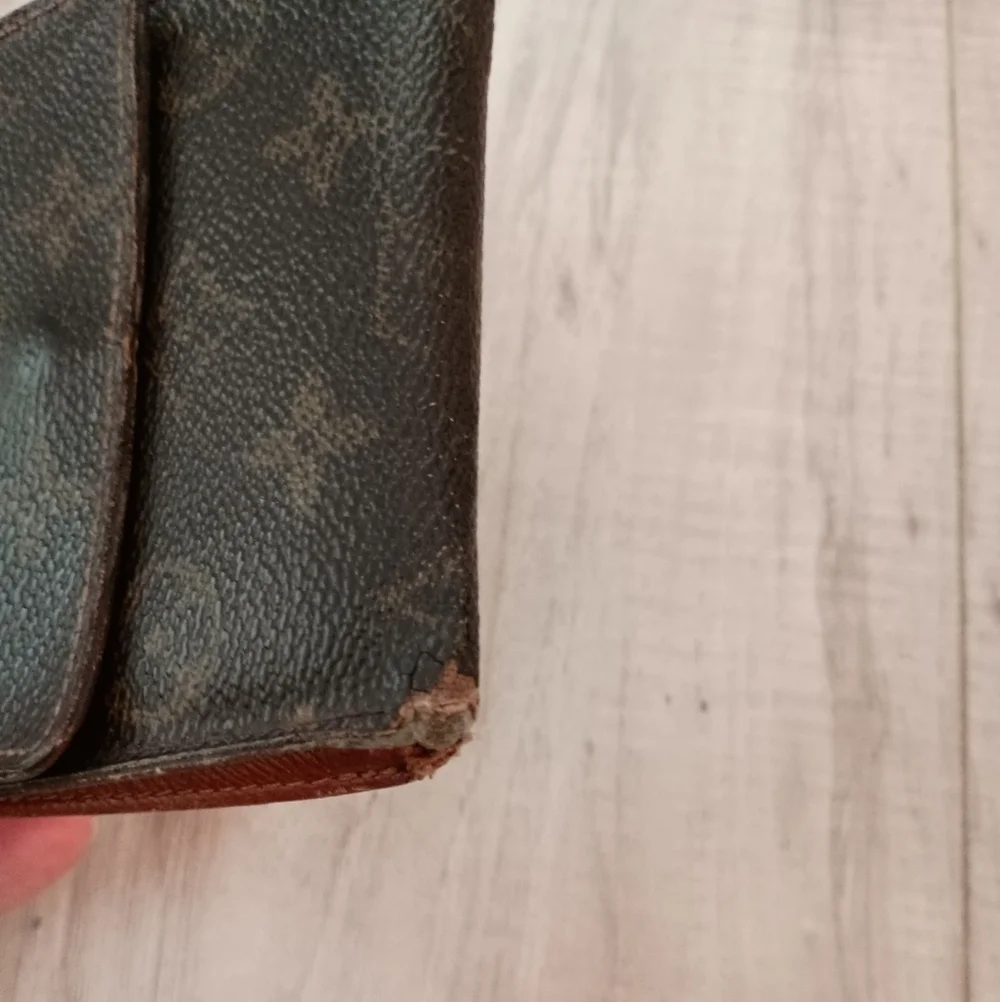 Louis Vuitton Monogram Portefeiulle Elise Trifold Wallet